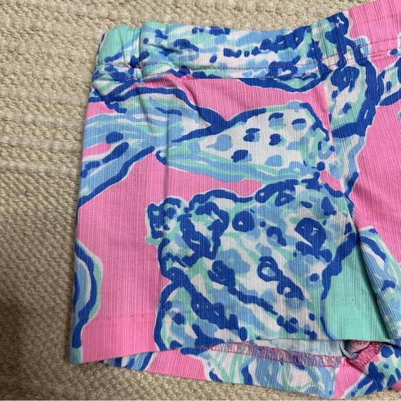 LILLY PULITZER girls' Barefoot Princess Callahan shorts 6 - Picture 2 of 6